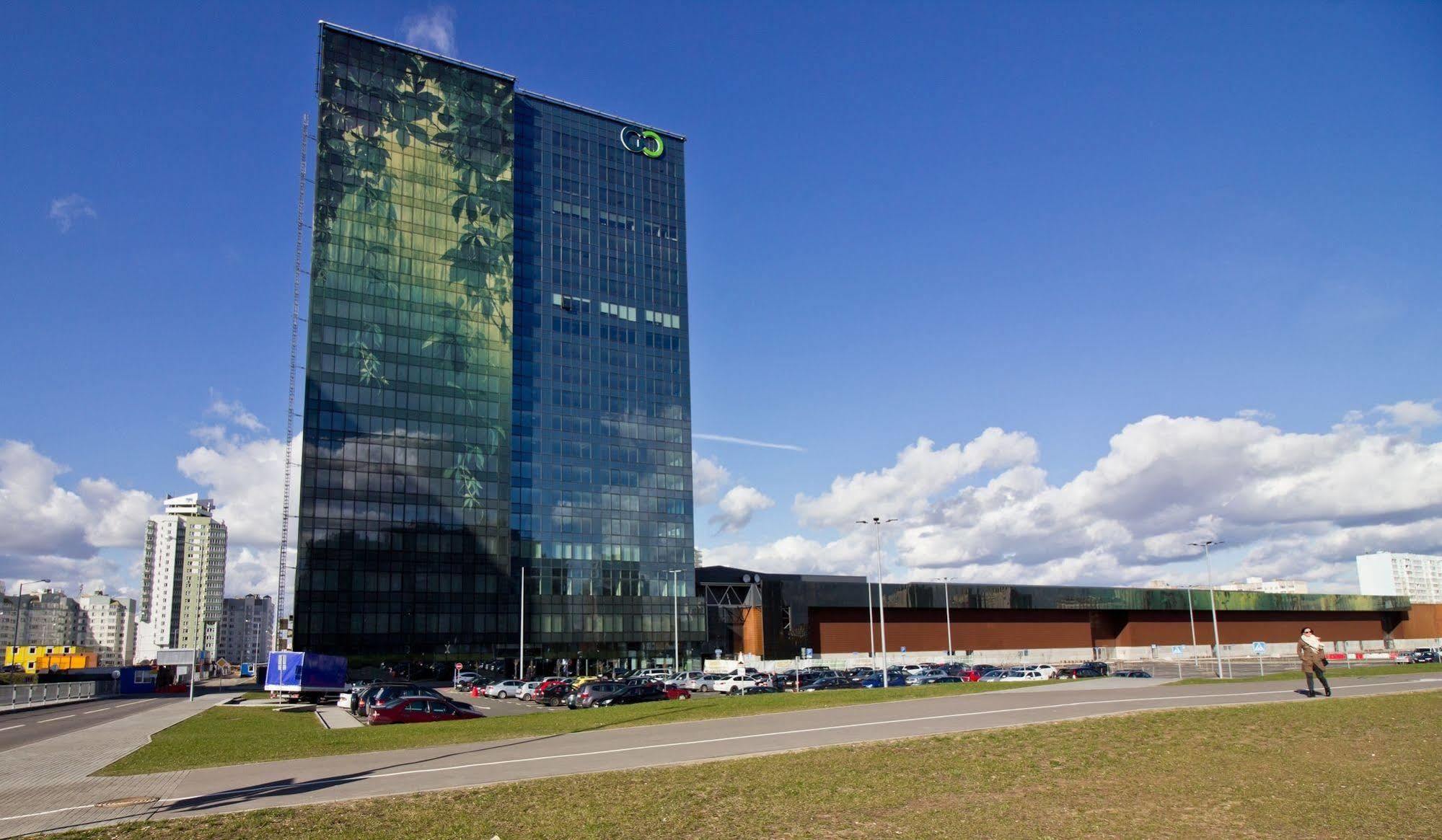 Green City Hotel Minsk Exterior photo